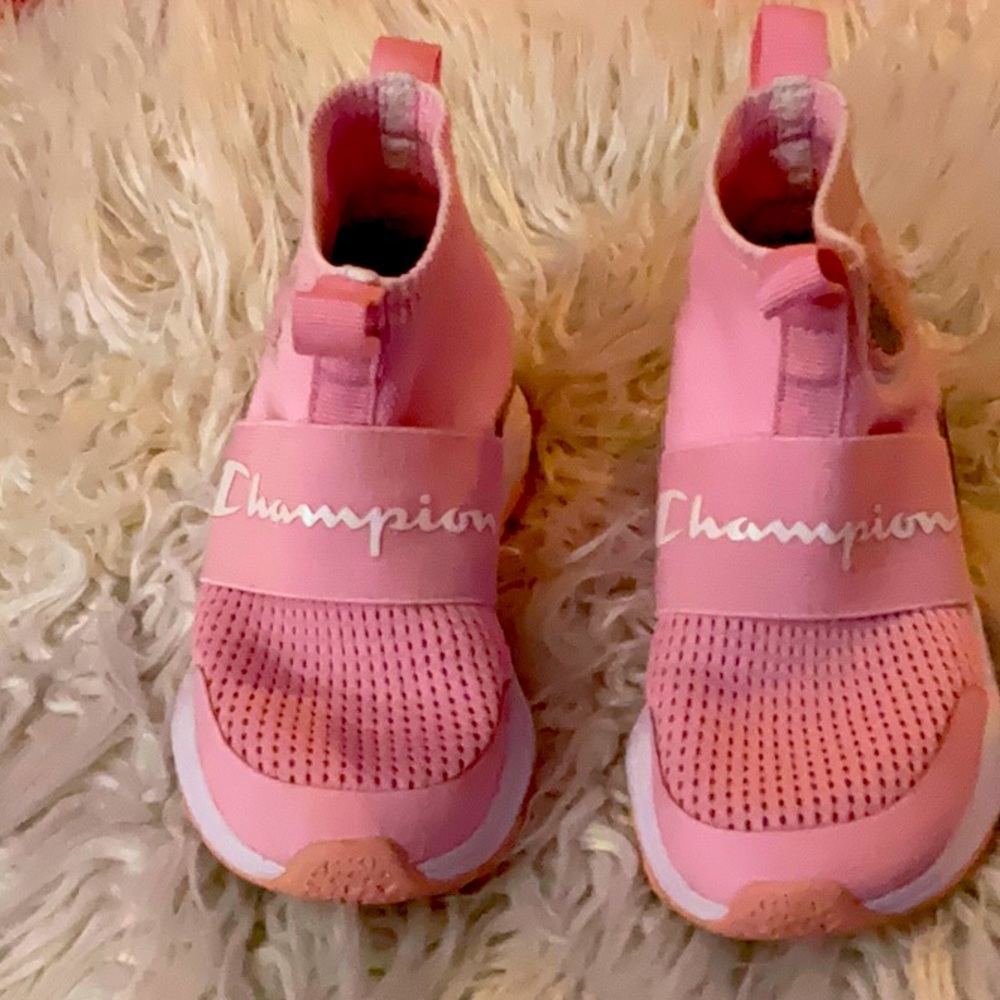 Girls champion sneakers